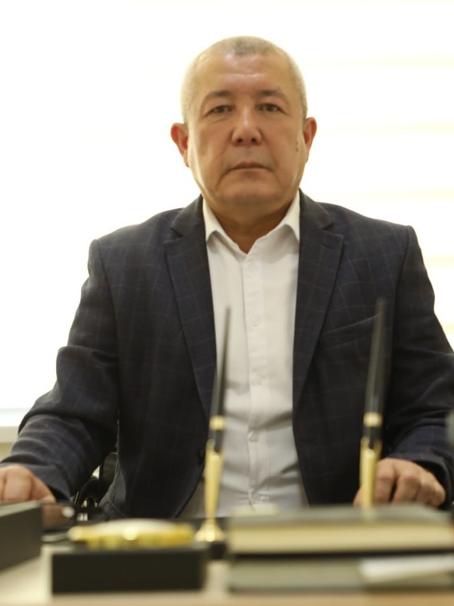 Ismatov Xolmumin Xurozovich